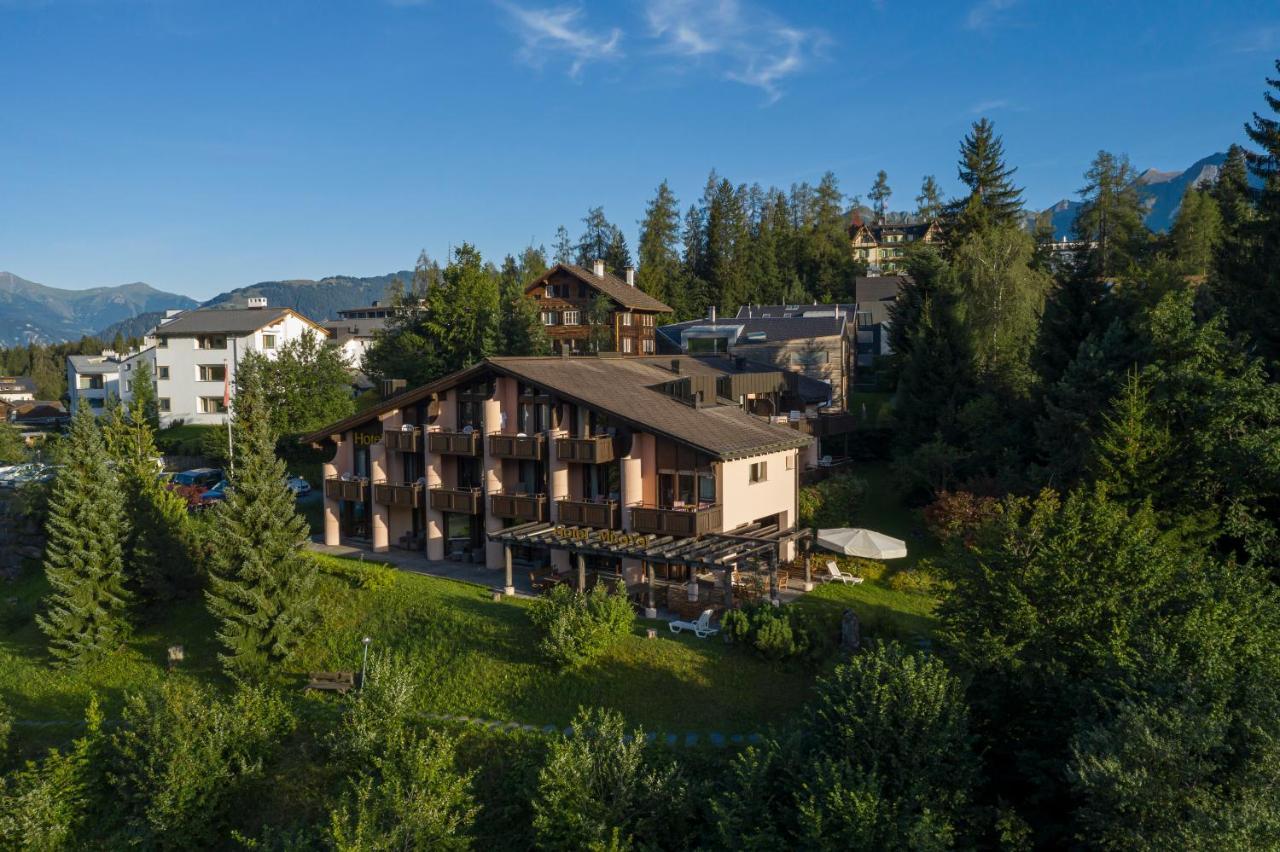 T3 Hotel Mira Val Флімс Екстер'єр фото