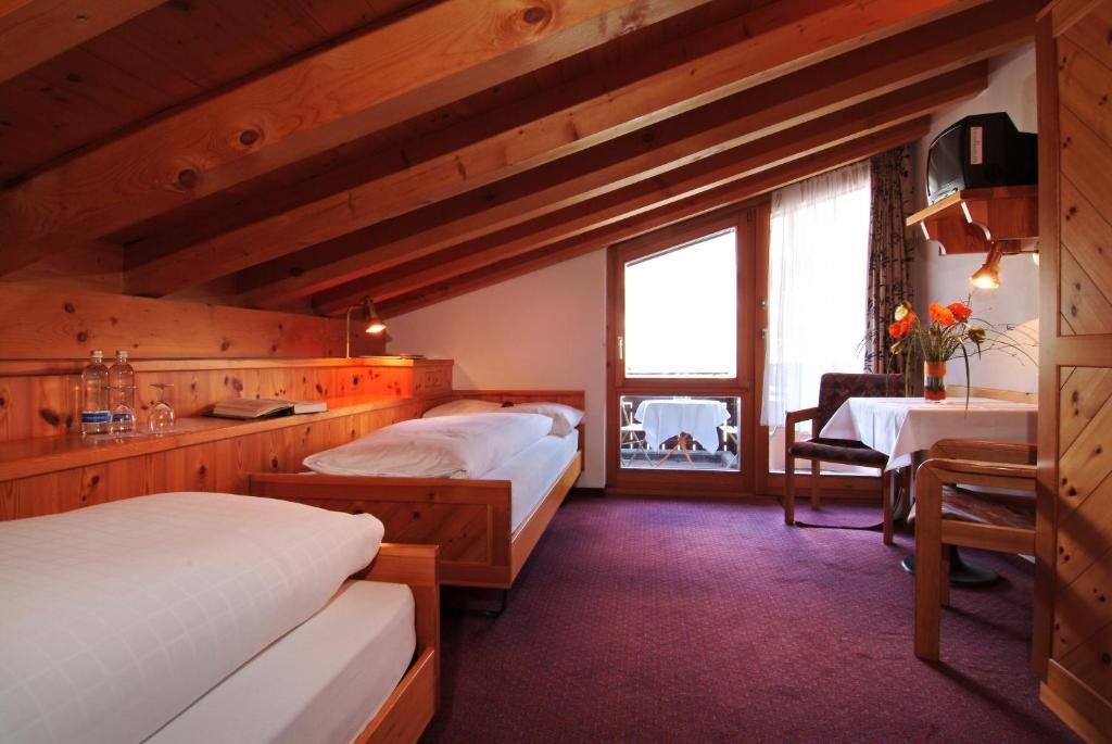 T3 Hotel Mira Val Флімс Екстер'єр фото