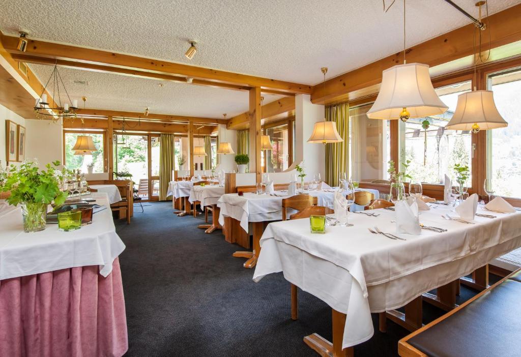 T3 Hotel Mira Val Флімс Екстер'єр фото