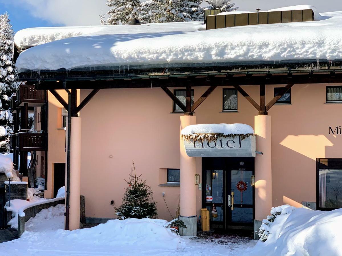 T3 Hotel Mira Val Флімс Екстер'єр фото