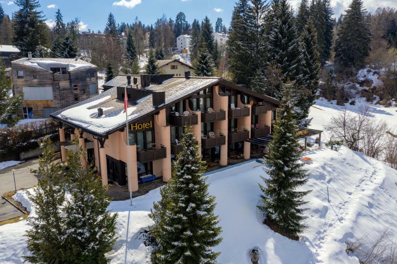 T3 Hotel Mira Val Флімс Екстер'єр фото